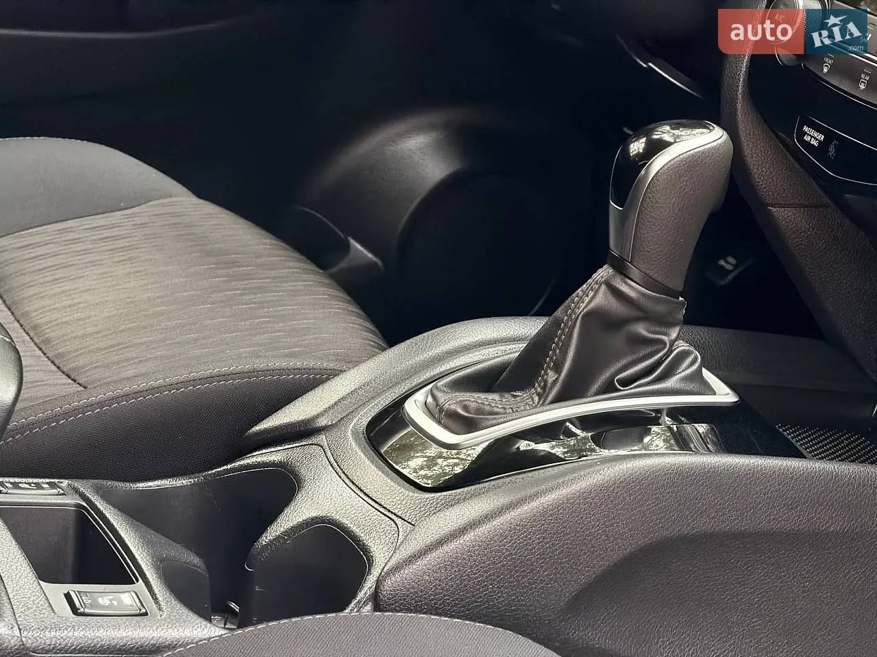 2019 Nissan Rogue - мініатюра 34