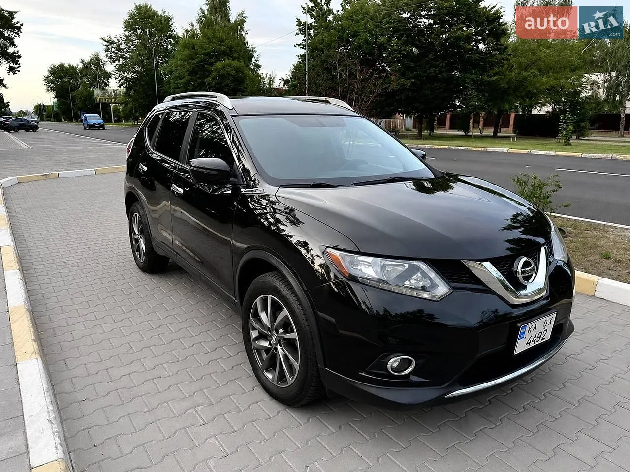 2016 Nissan Rogue - мініатюра 2