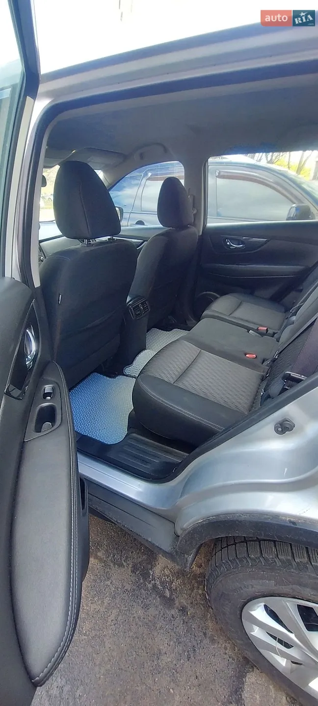 2017 Nissan Rogue - мініатюра 7