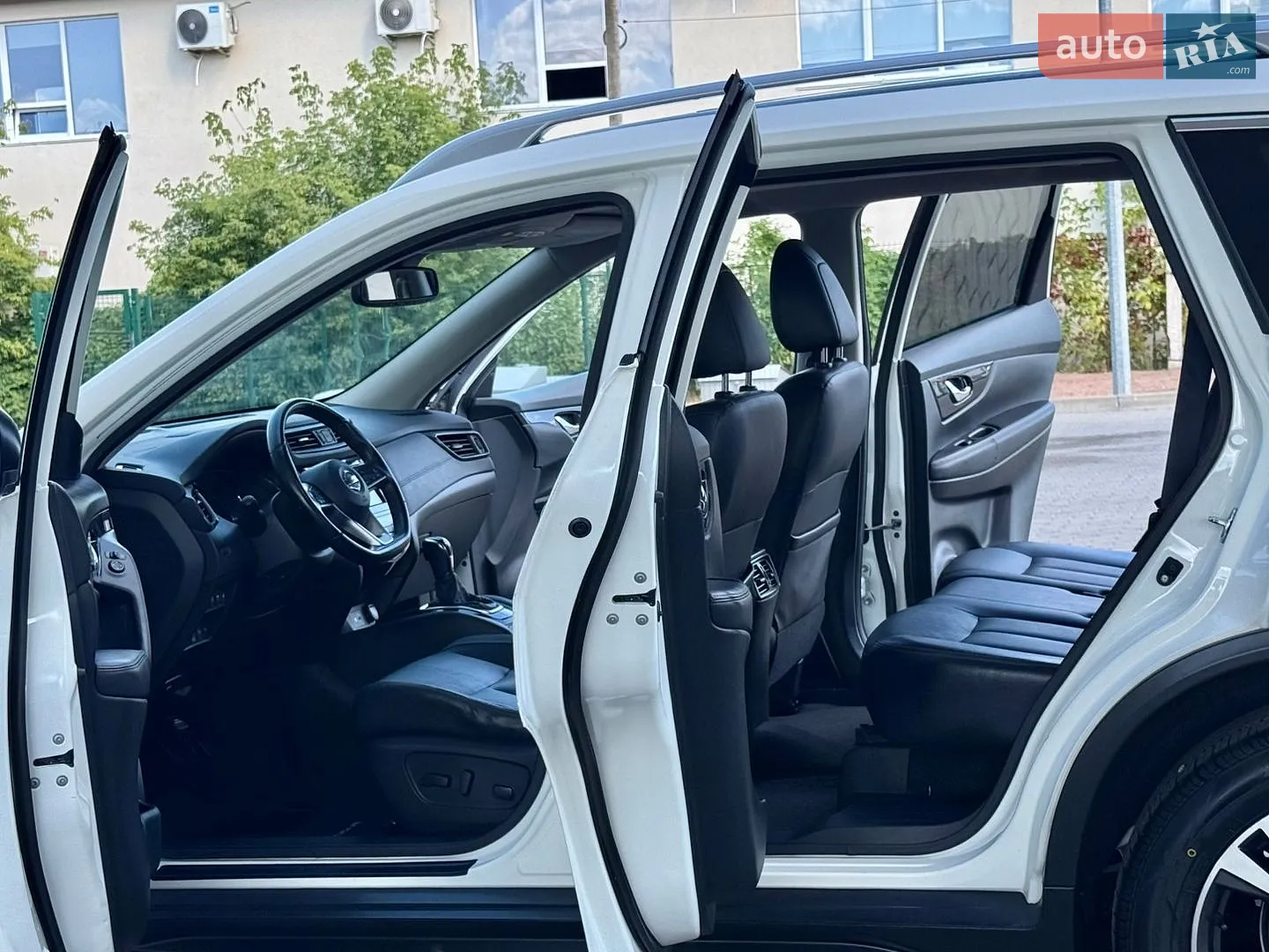 2018 Nissan Rogue - мініатюра 24