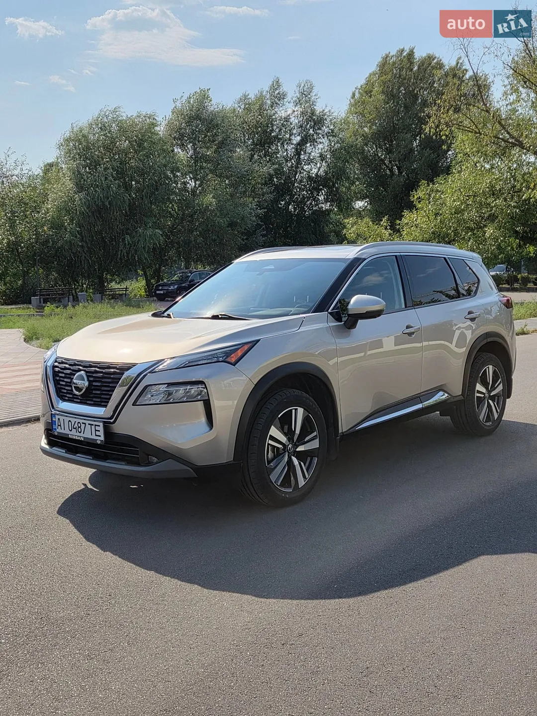 2021 Nissan Rogue - мініатюра 3