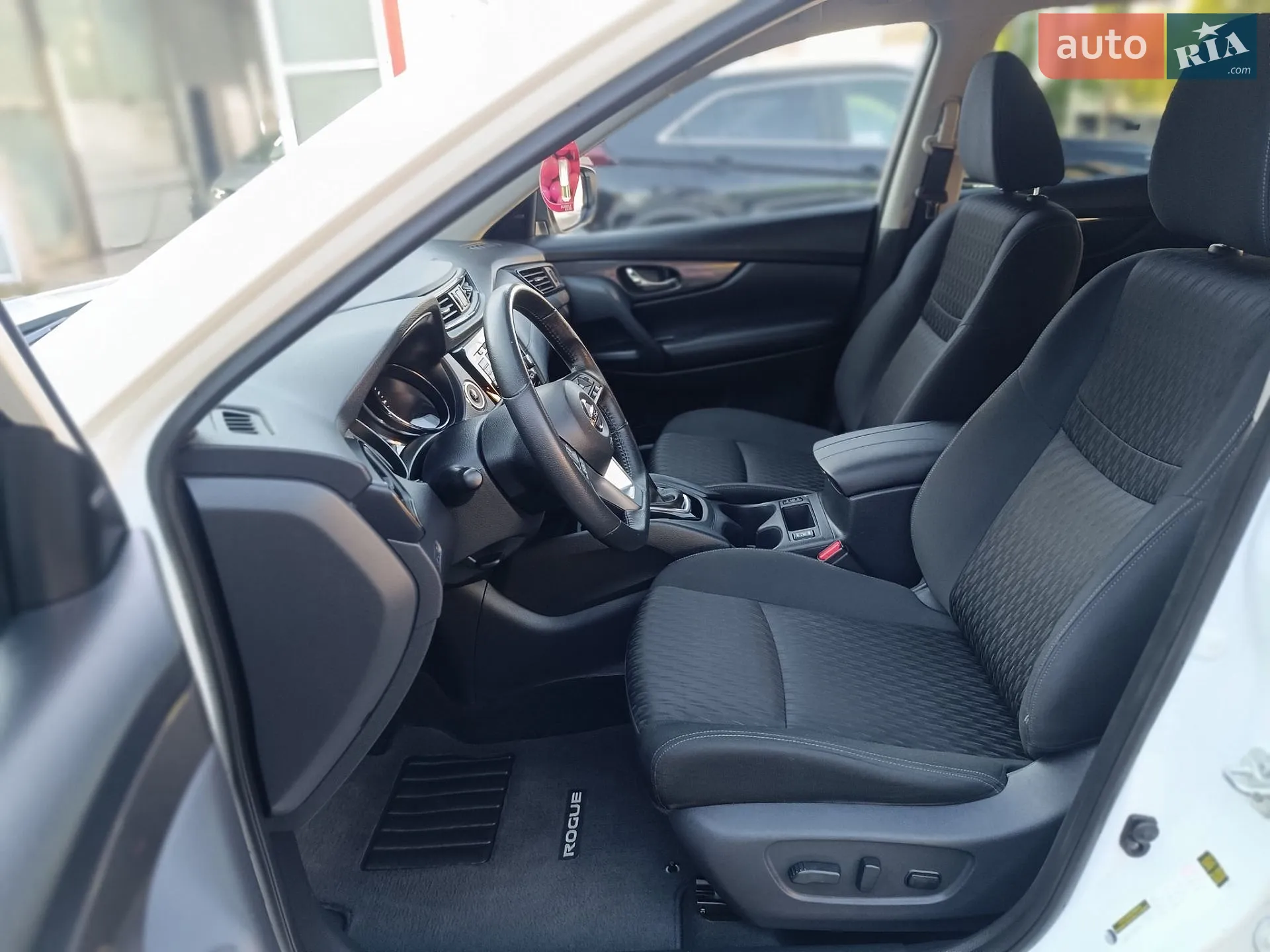 2019 Nissan Rogue - мініатюра 19