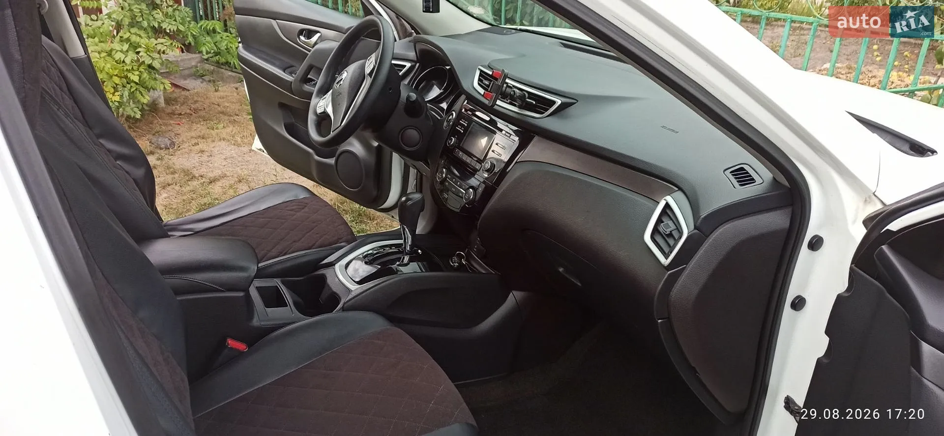 2016 Nissan Rogue - мініатюра 24