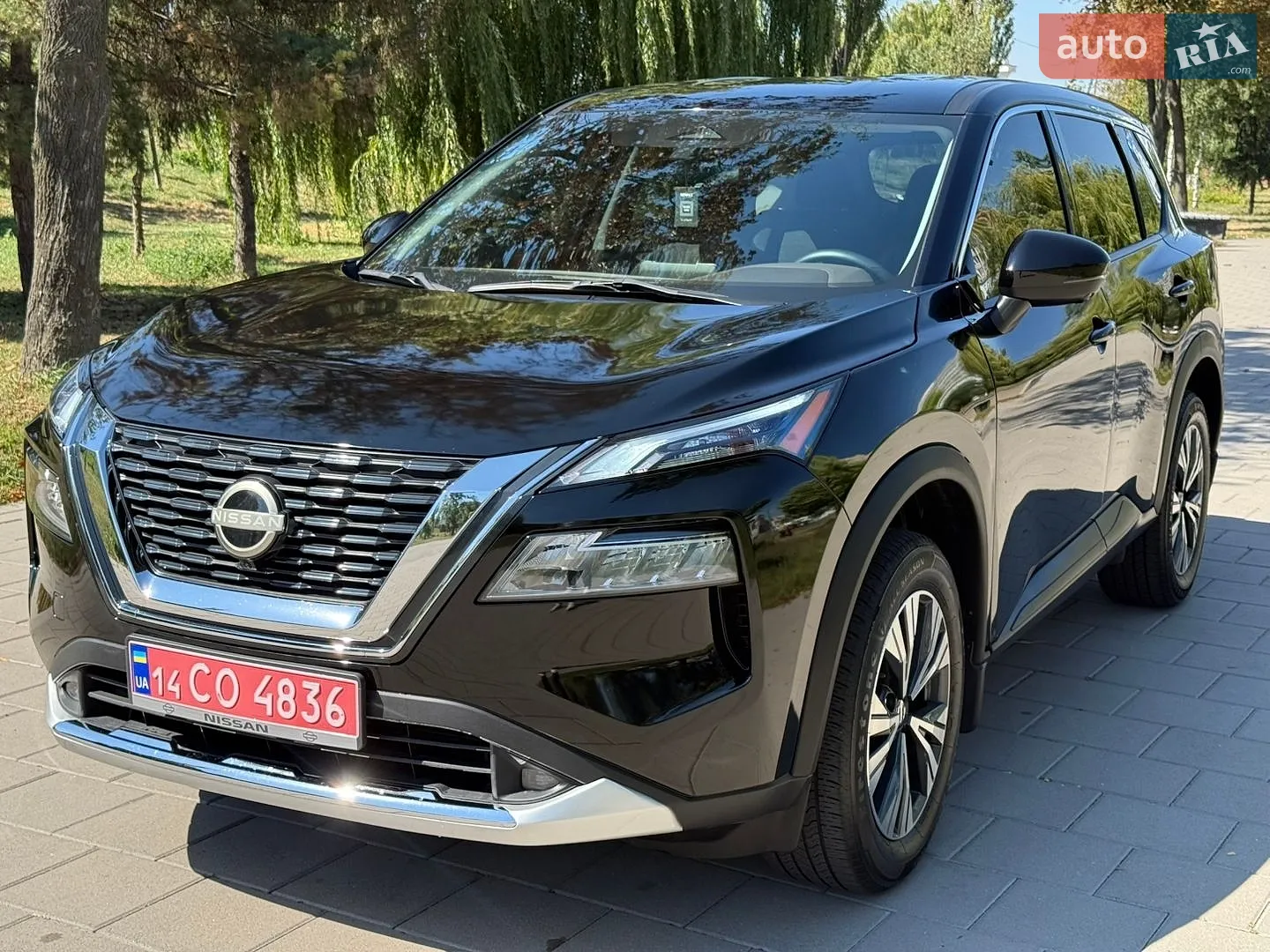 2021 Nissan Rogue - мініатюра 2