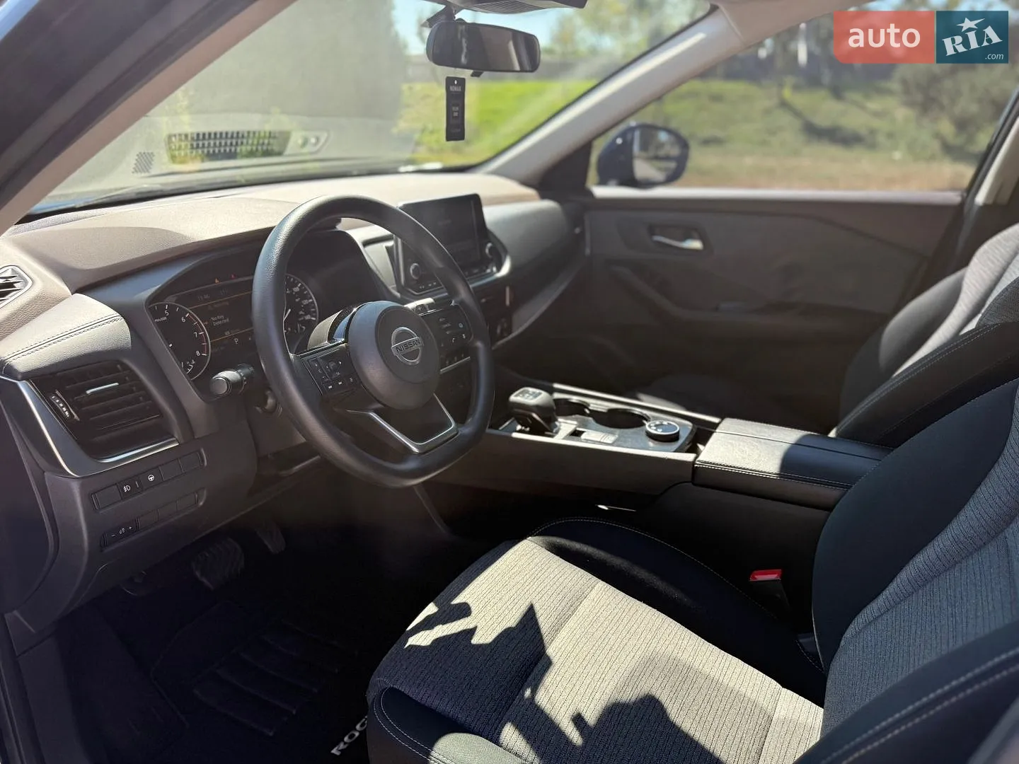 2021 Nissan Rogue - мініатюра 27