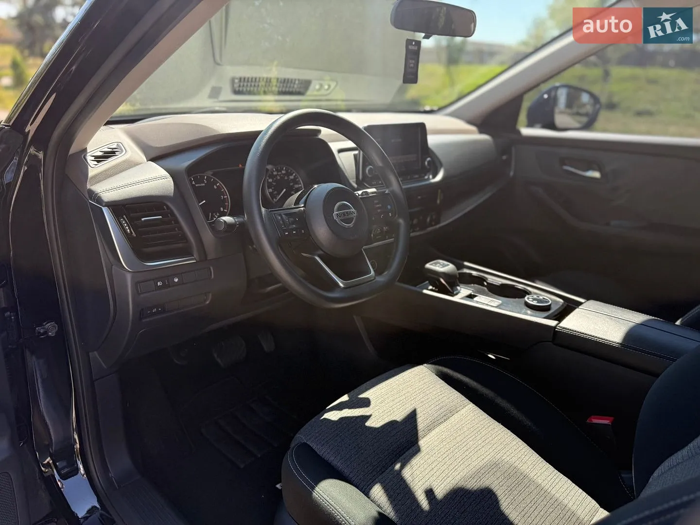 2021 Nissan Rogue - мініатюра 28
