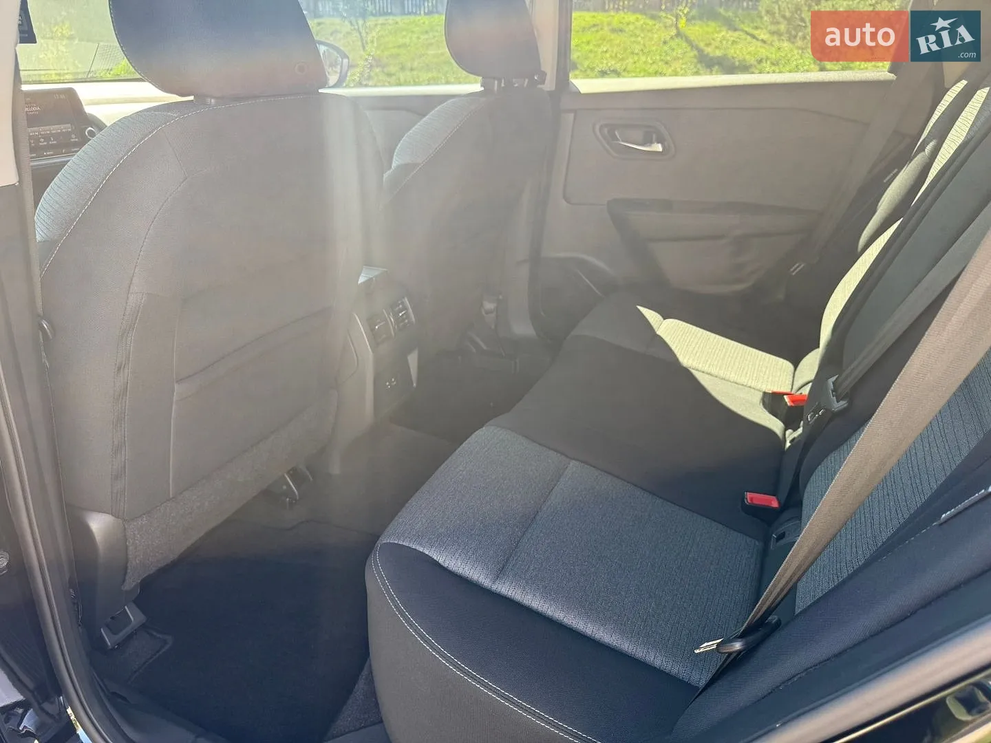 2021 Nissan Rogue - мініатюра 31