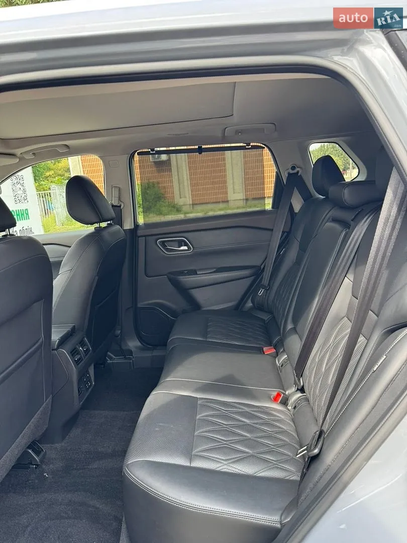 2021 Nissan Rogue - мініатюра 8