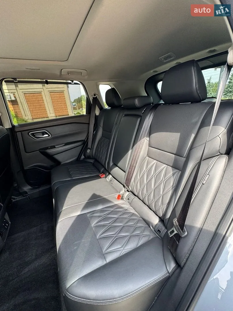2021 Nissan Rogue - мініатюра 9