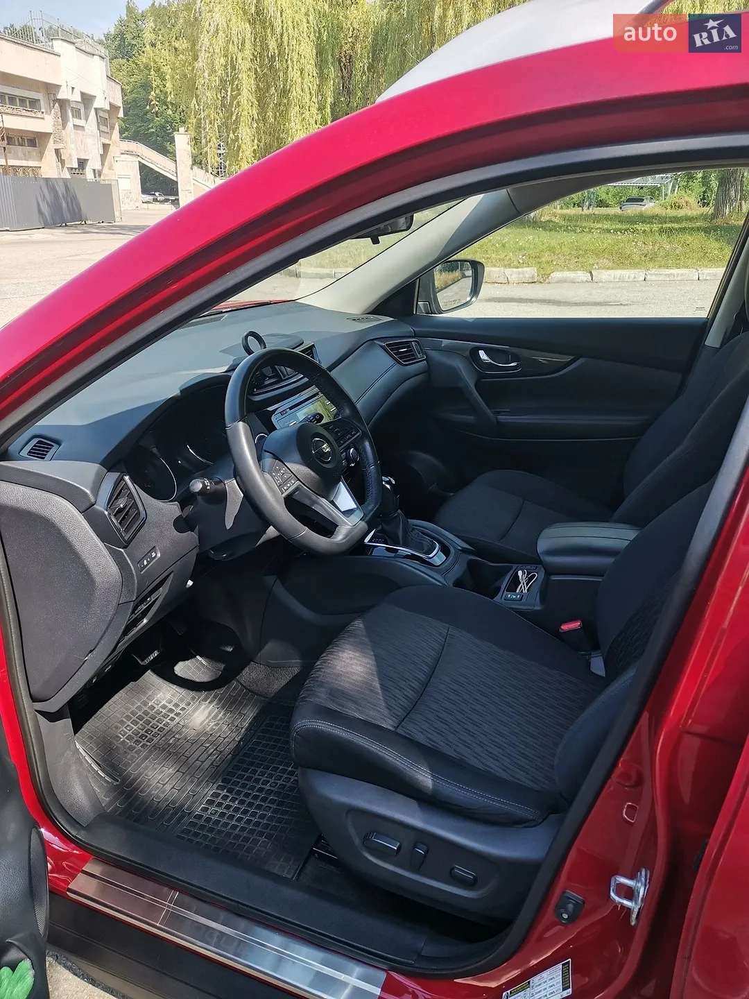 2017 Nissan Rogue - мініатюра 21