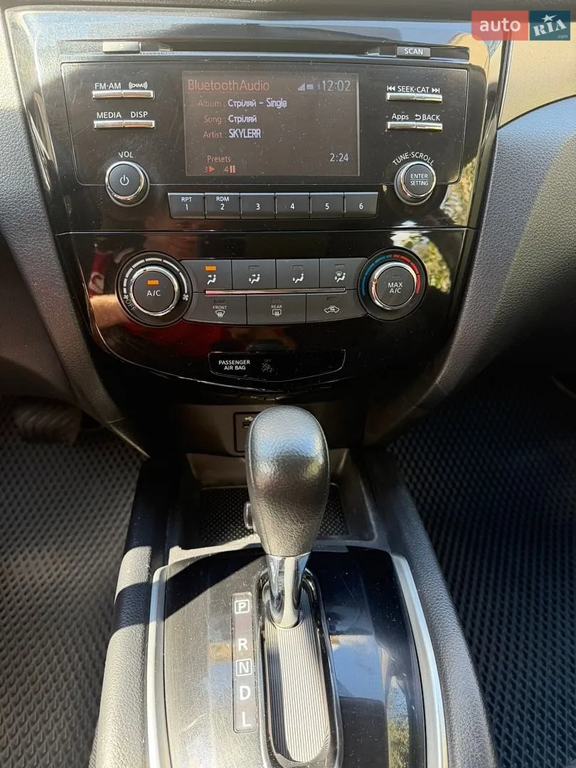 2015 Nissan Rogue - мініатюра 11
