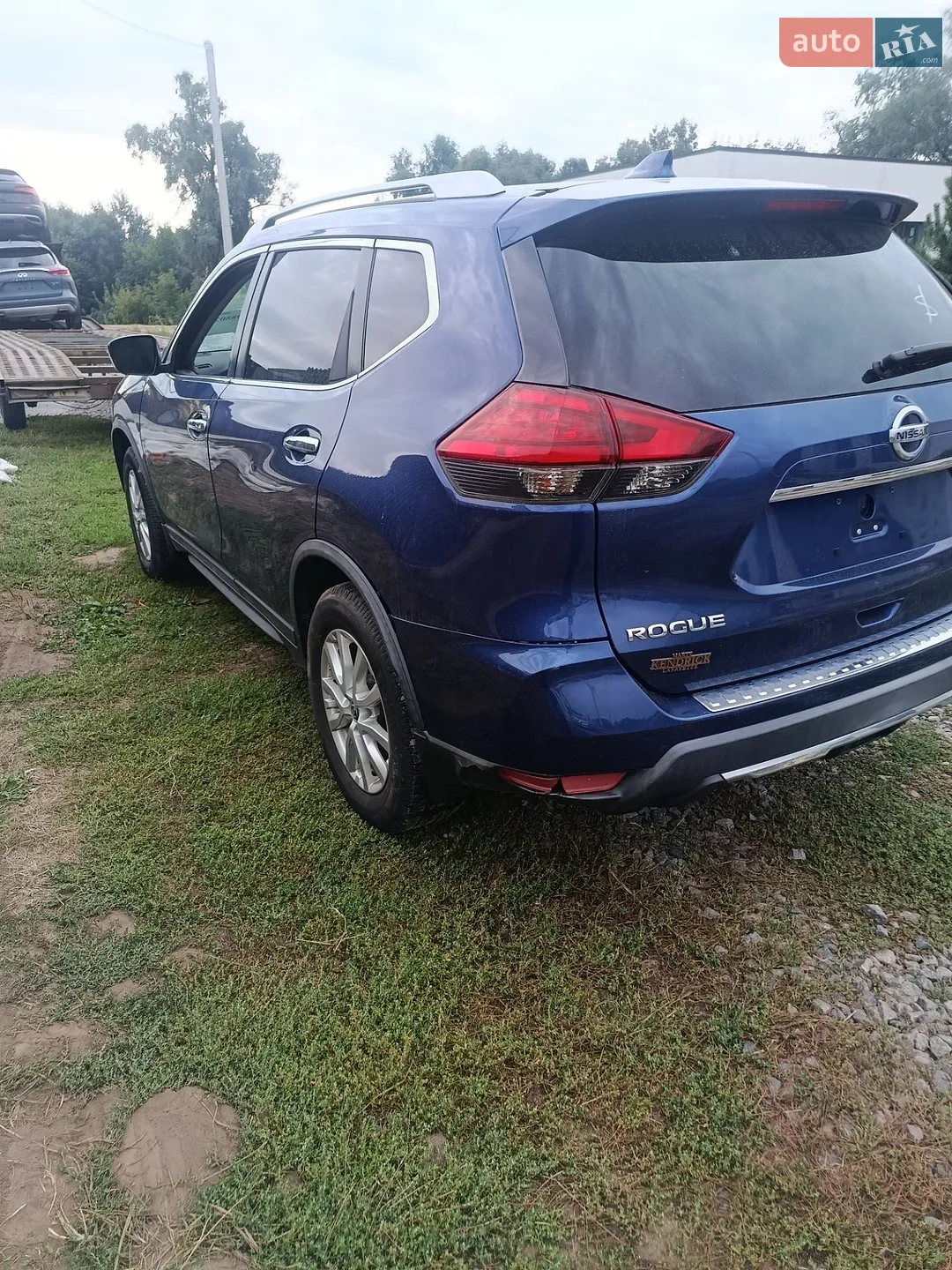 2017 Nissan Rogue - мініатюра 3