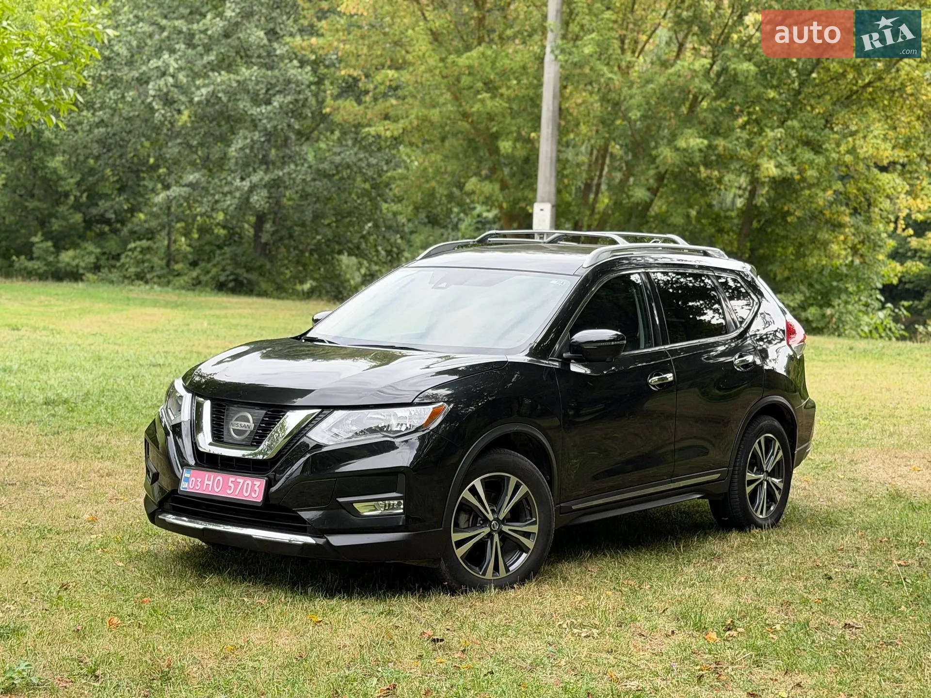 2017 Nissan Rogue - фото 1