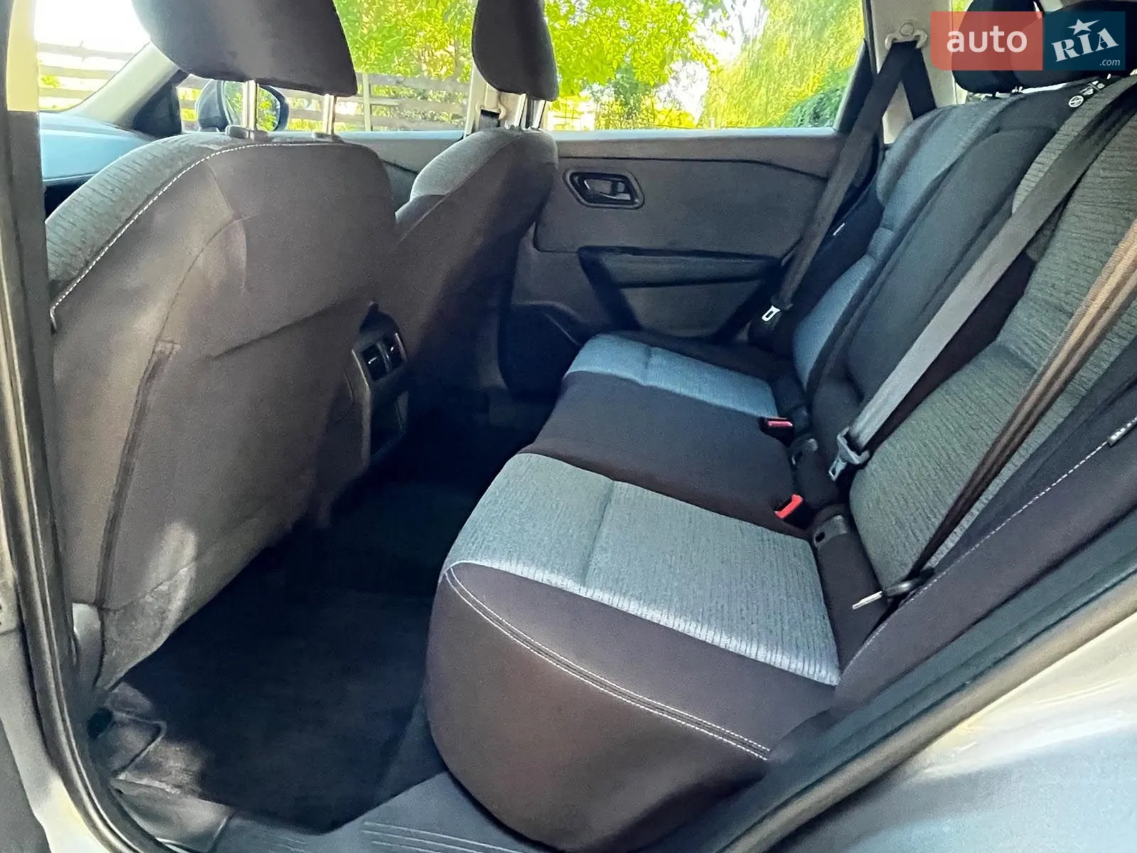 2021 Nissan Rogue - мініатюра 20