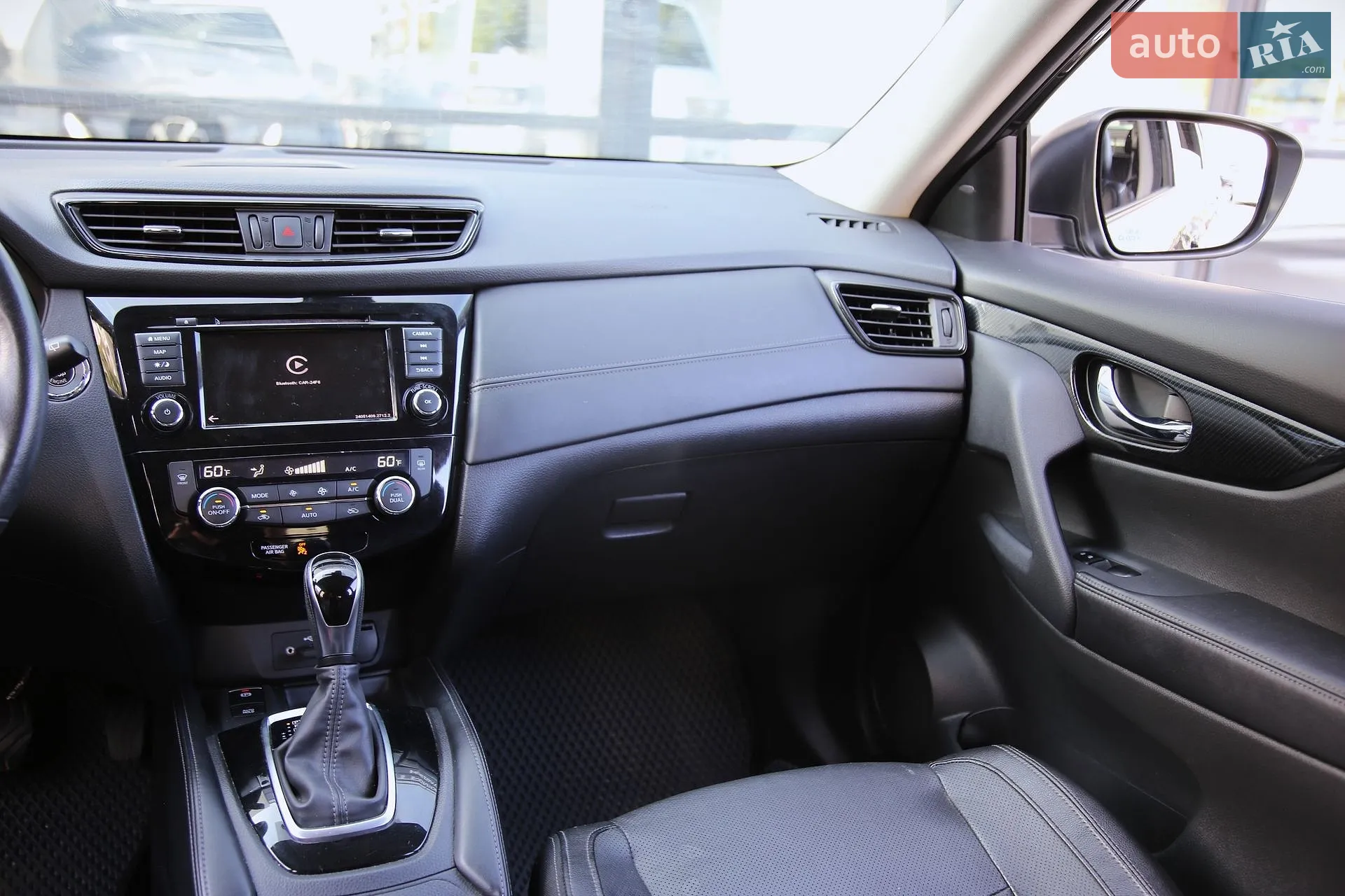 2019 Nissan Rogue - мініатюра 15