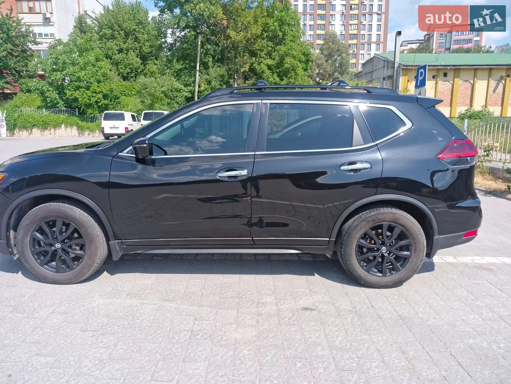 2017 Nissan Rogue - мініатюра 8