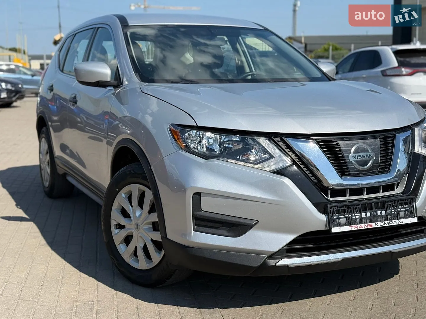 2017 Nissan Rogue - мініатюра 2