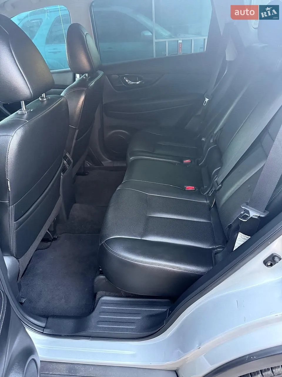 2019 Nissan Rogue - мініатюра 12
