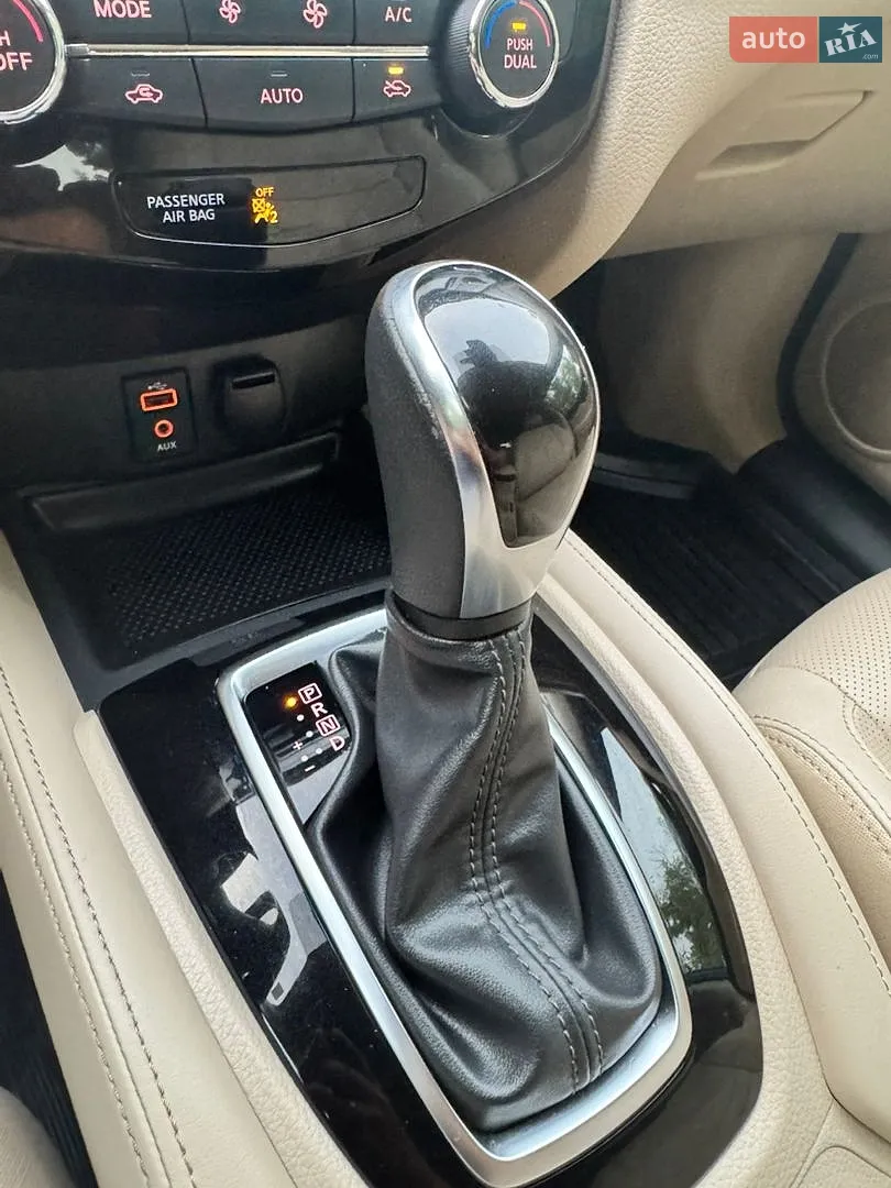 2017 Nissan Rogue - мініатюра 10