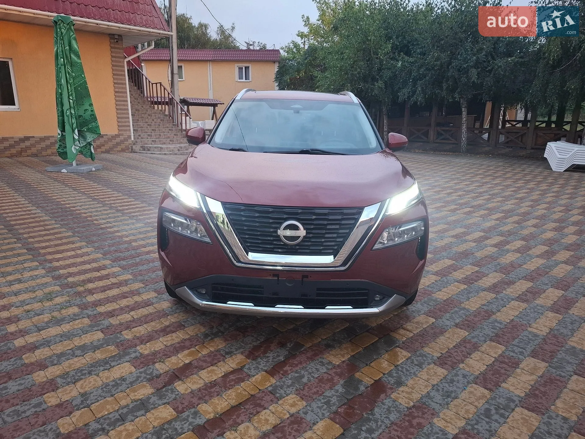 2021 Nissan Rogue - мініатюра 2