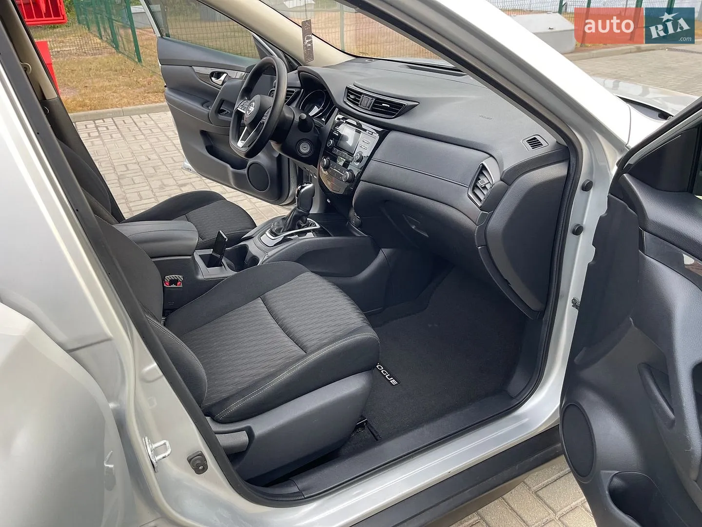 2016 Nissan Rogue - мініатюра 16