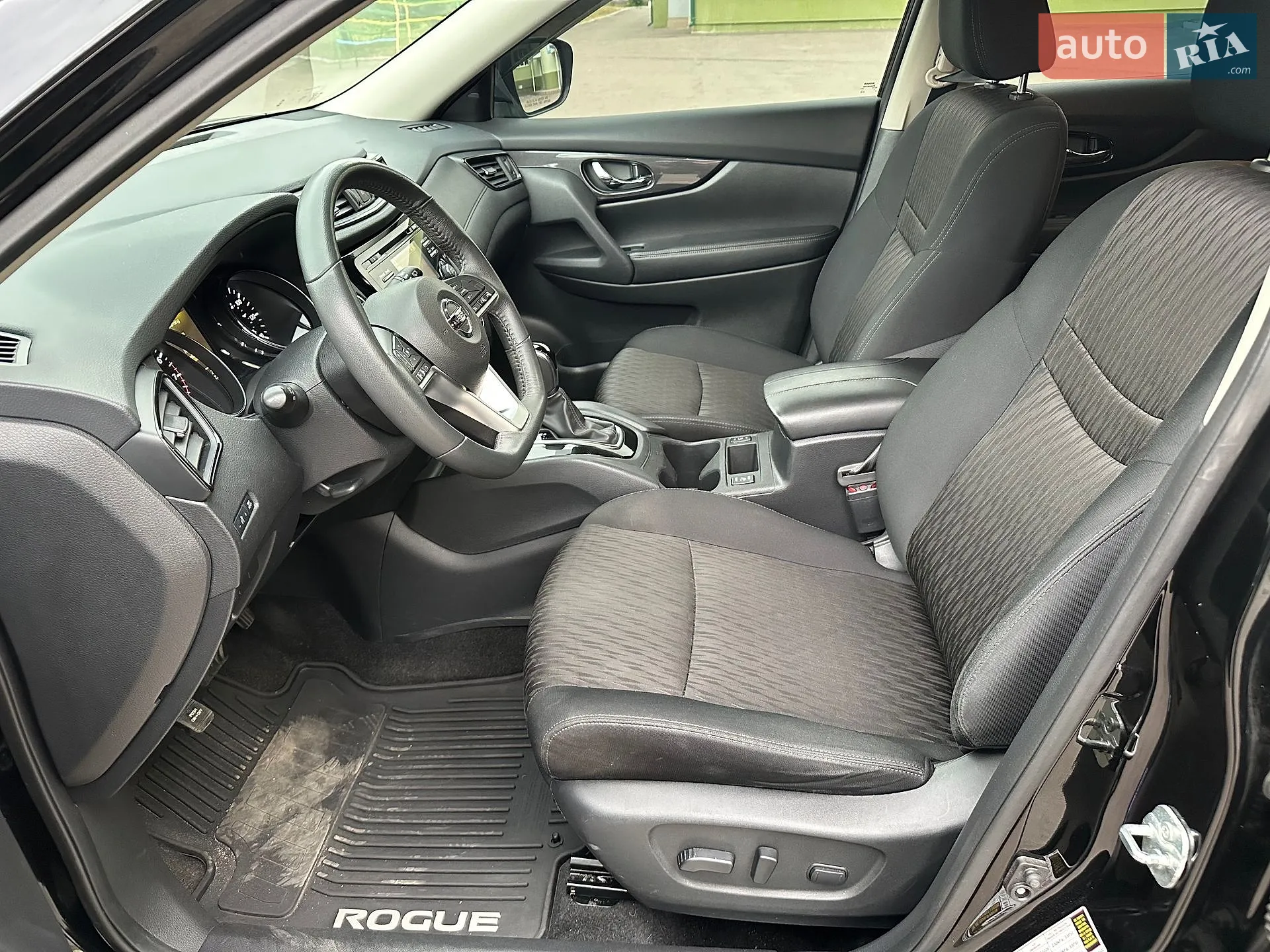2017 Nissan Rogue - мініатюра 10