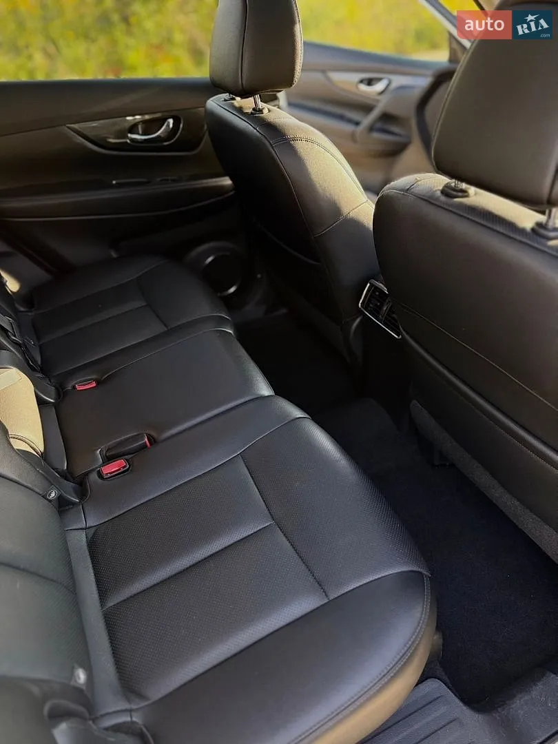 2015 Nissan Rogue - мініатюра 16