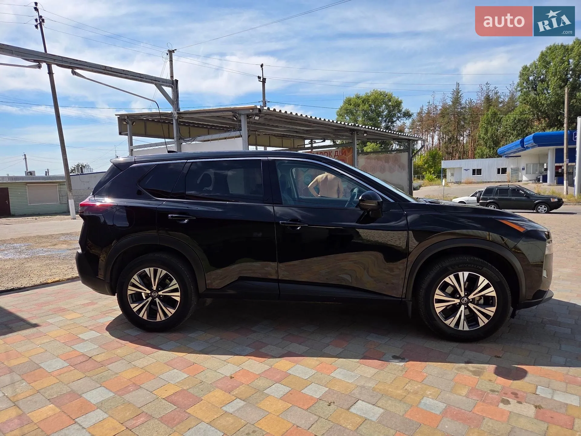 2021 Nissan Rogue - мініатюра 11