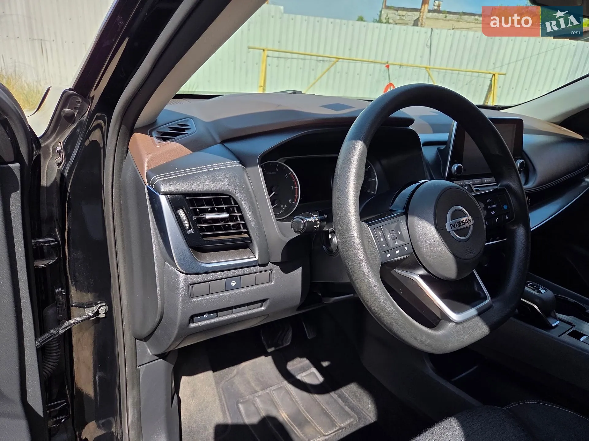 2021 Nissan Rogue - мініатюра 28