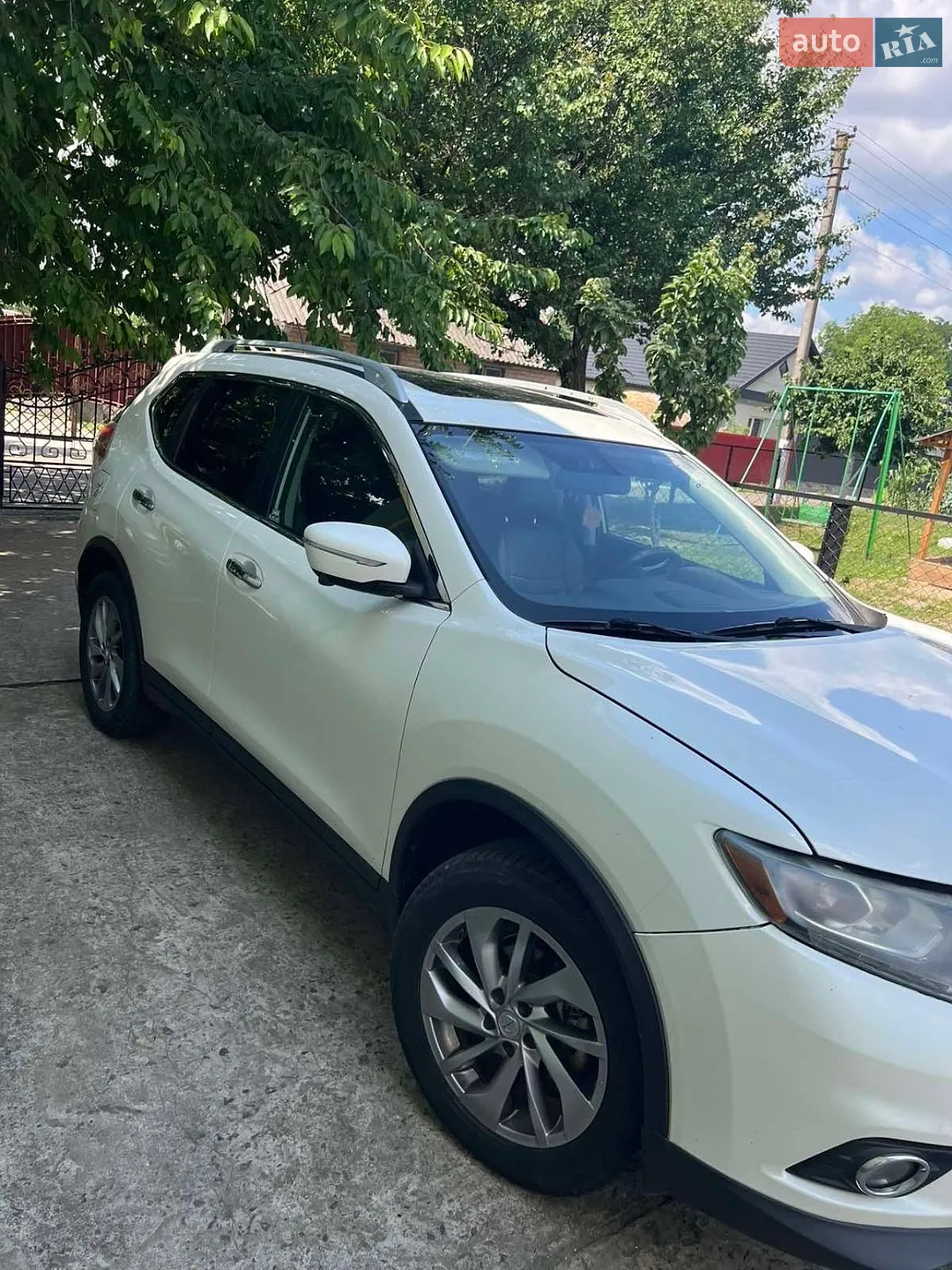 2015 Nissan Rogue - мініатюра 2