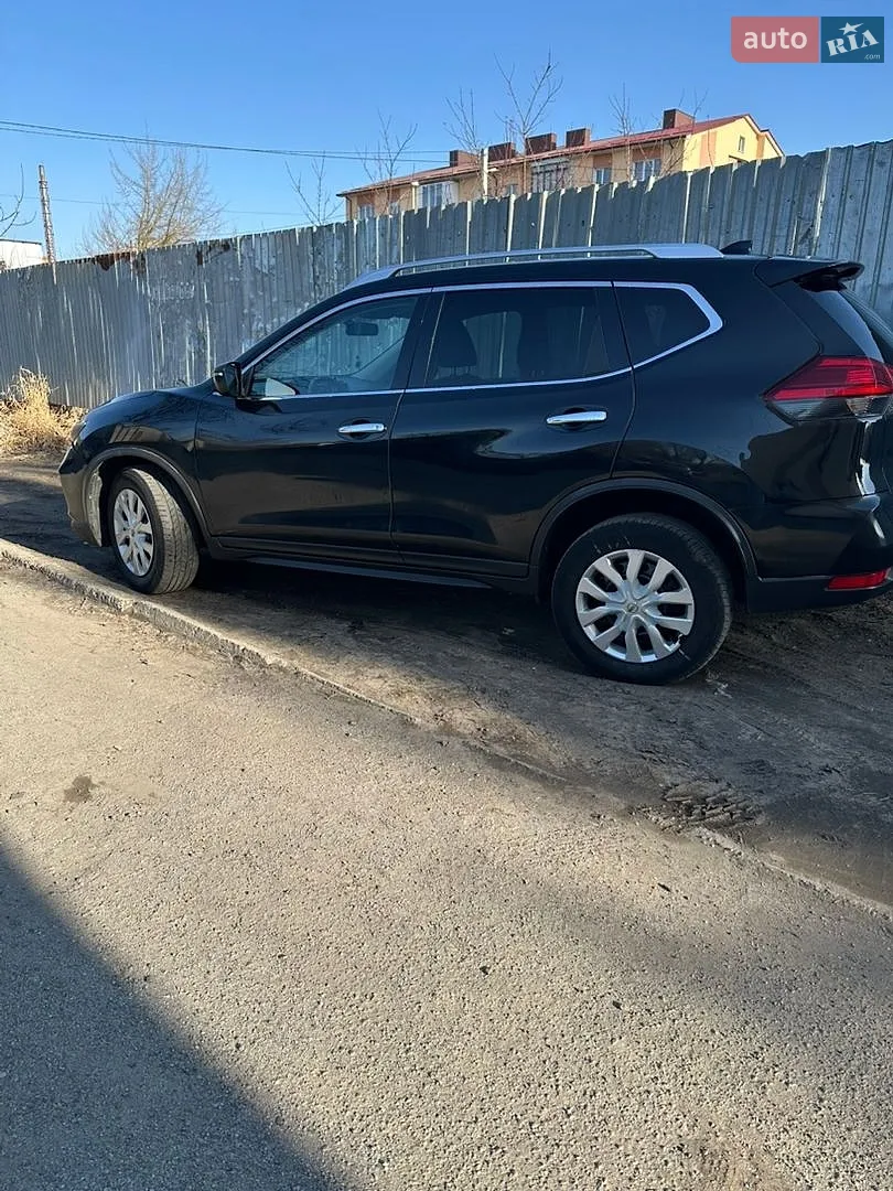 2017 Nissan Rogue - мініатюра 2