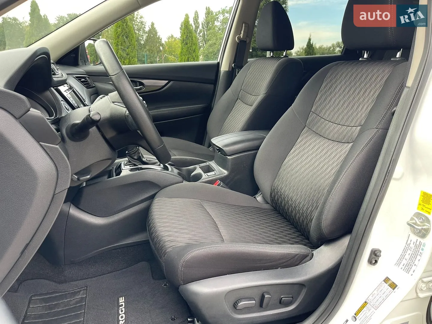 2020 Nissan Rogue - мініатюра 12