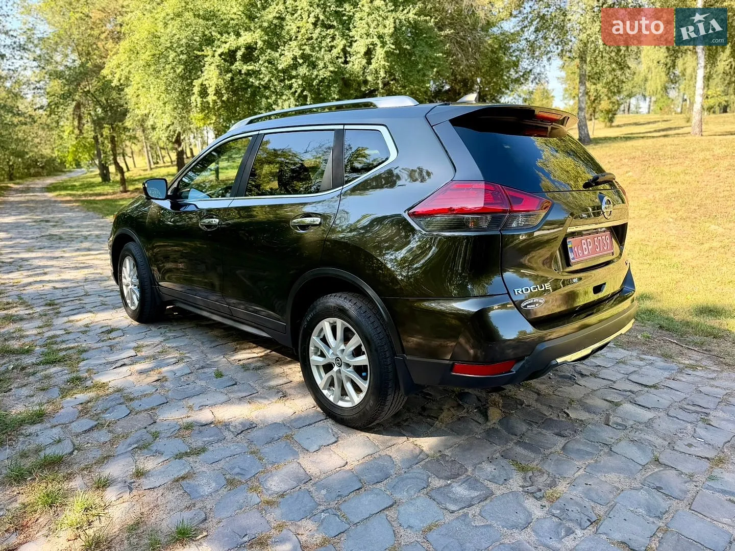 2017 Nissan Rogue - мініатюра 11