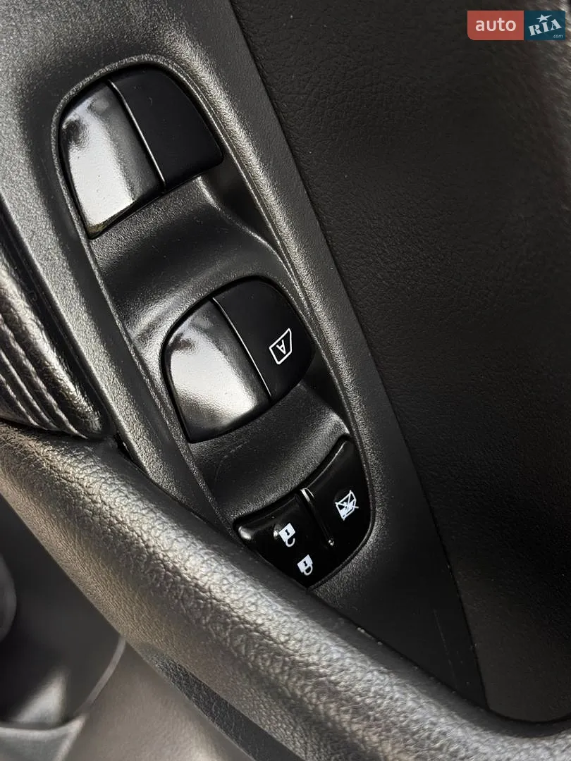 2015 Nissan Rogue - мініатюра 40