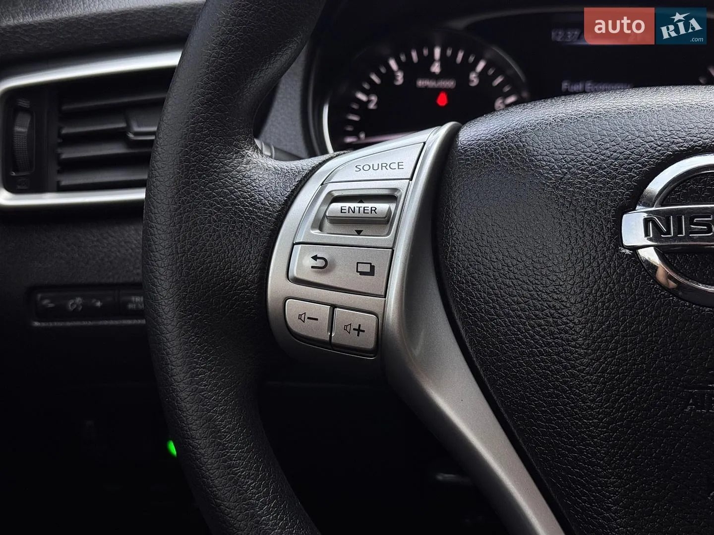 2015 Nissan Rogue - мініатюра 44