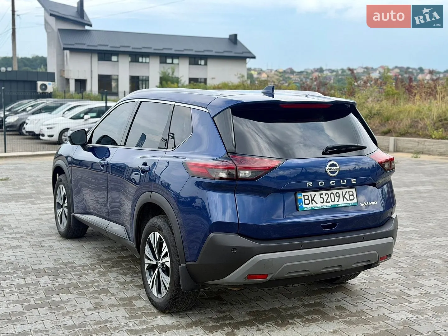 2021 Nissan Rogue - мініатюра 8