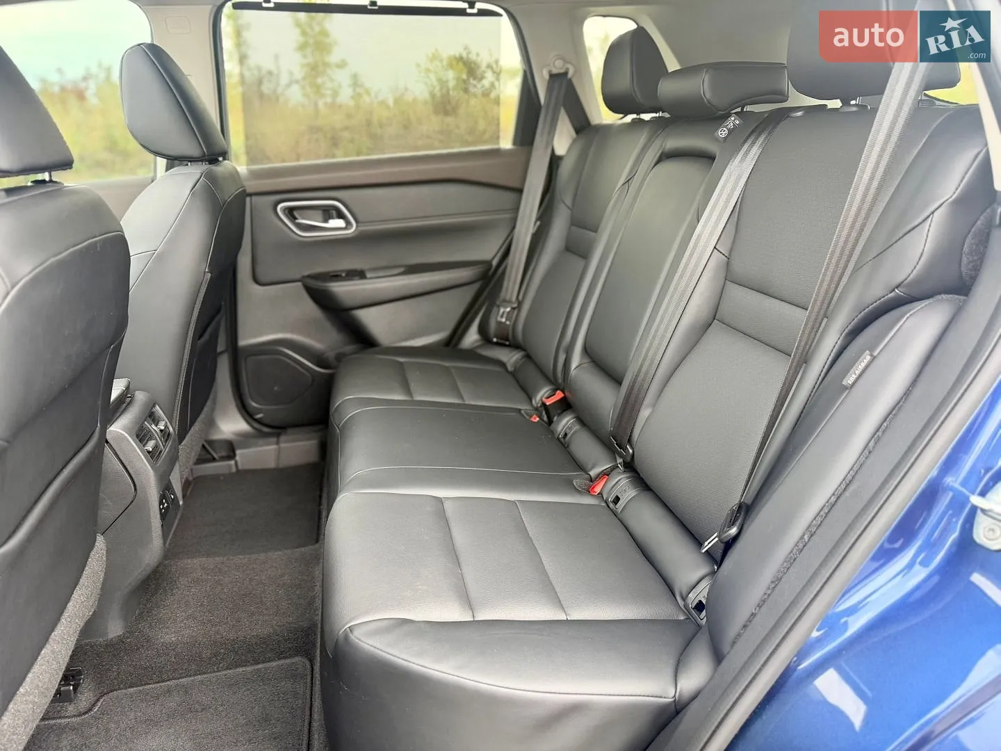 2021 Nissan Rogue - мініатюра 17