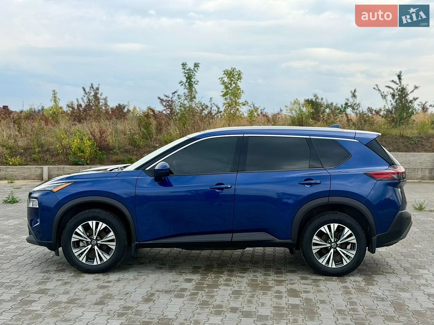 2021 Nissan Rogue - мініатюра 9