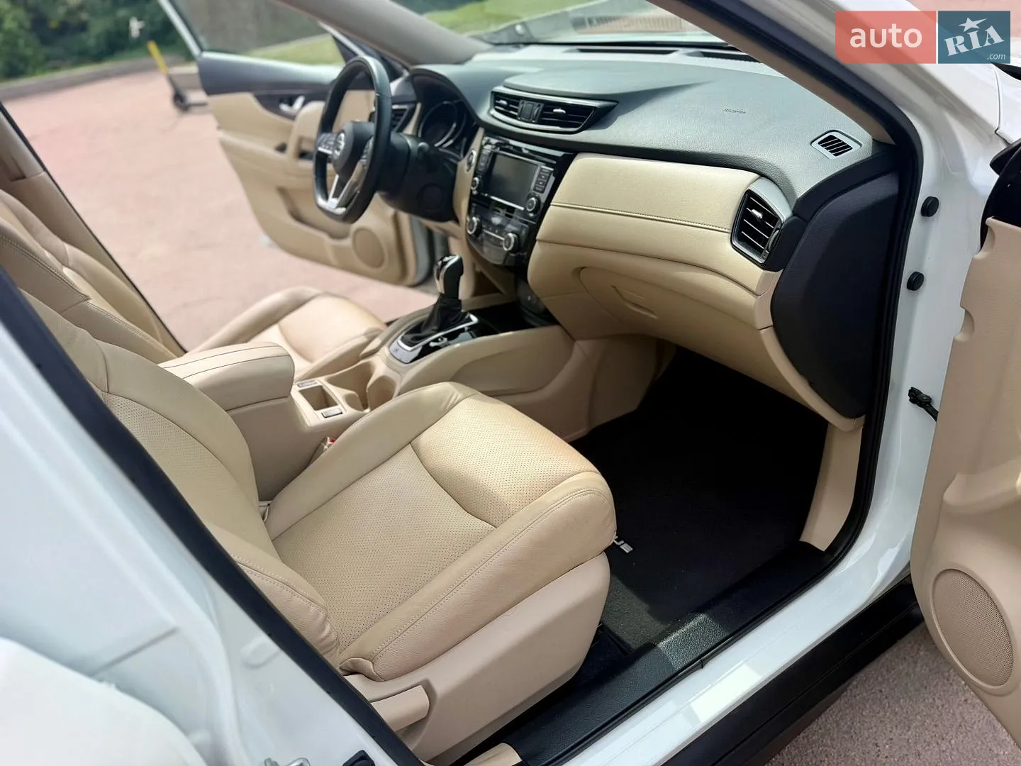 2020 Nissan Rogue - мініатюра 42