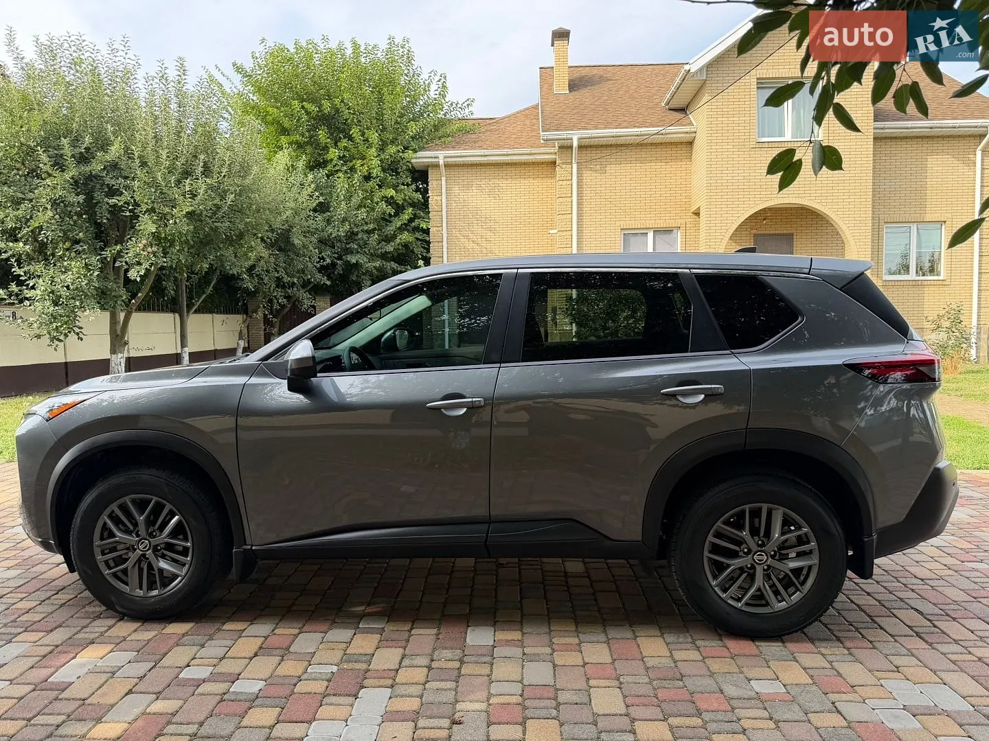 2021 Nissan Rogue - мініатюра 10