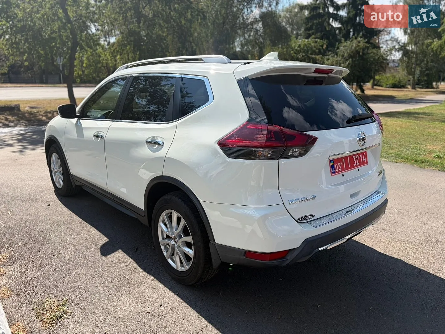 2019 Nissan Rogue - мініатюра 11