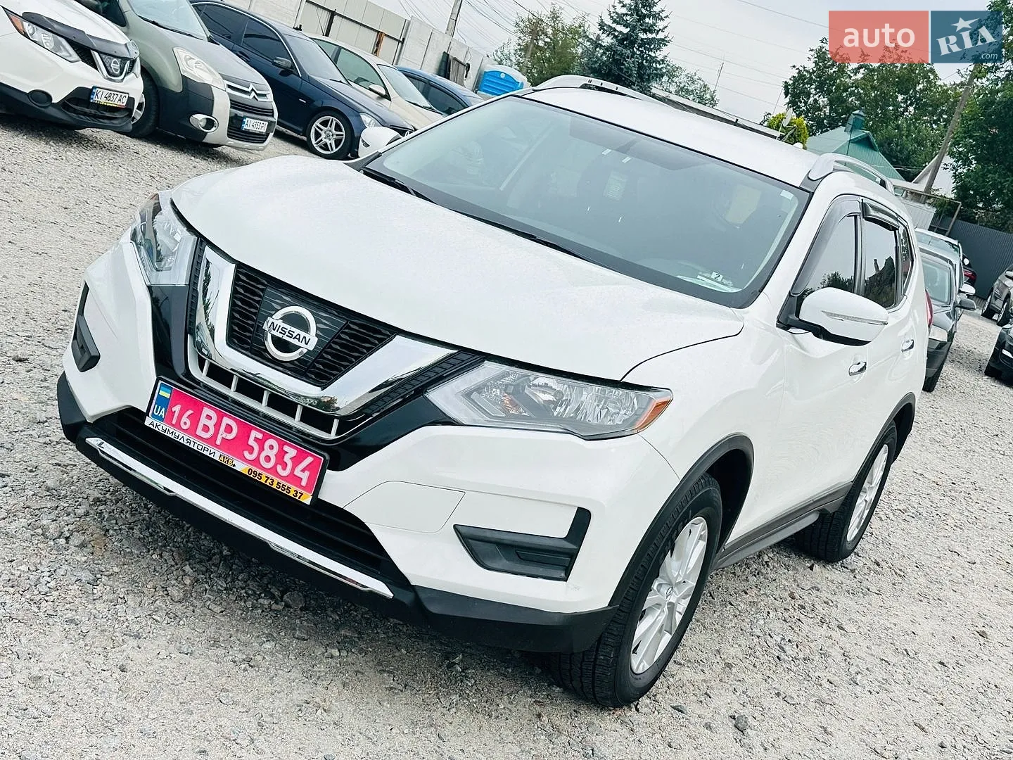 2017 Nissan Rogue - мініатюра 8