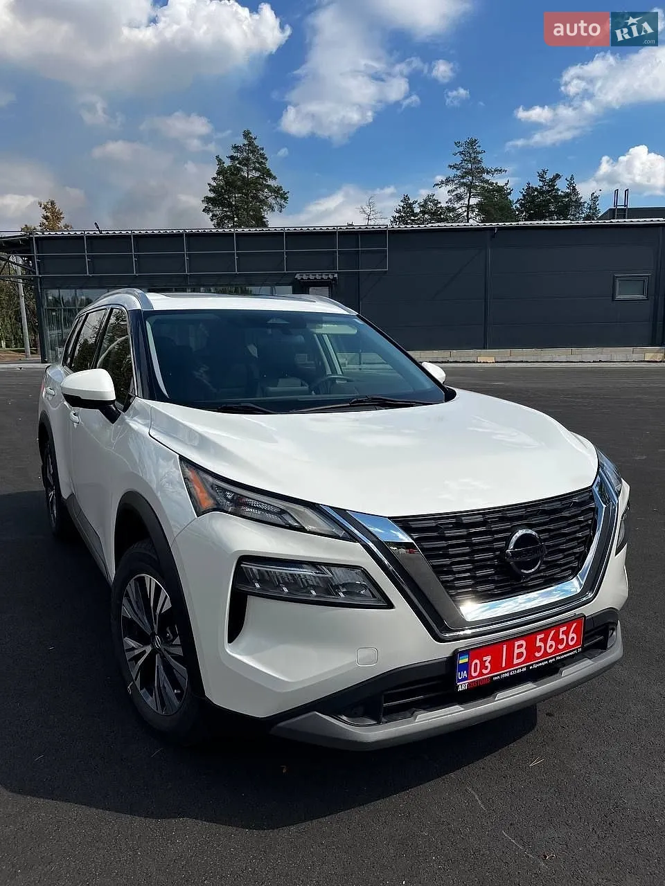 2021 Nissan Rogue - фото 1