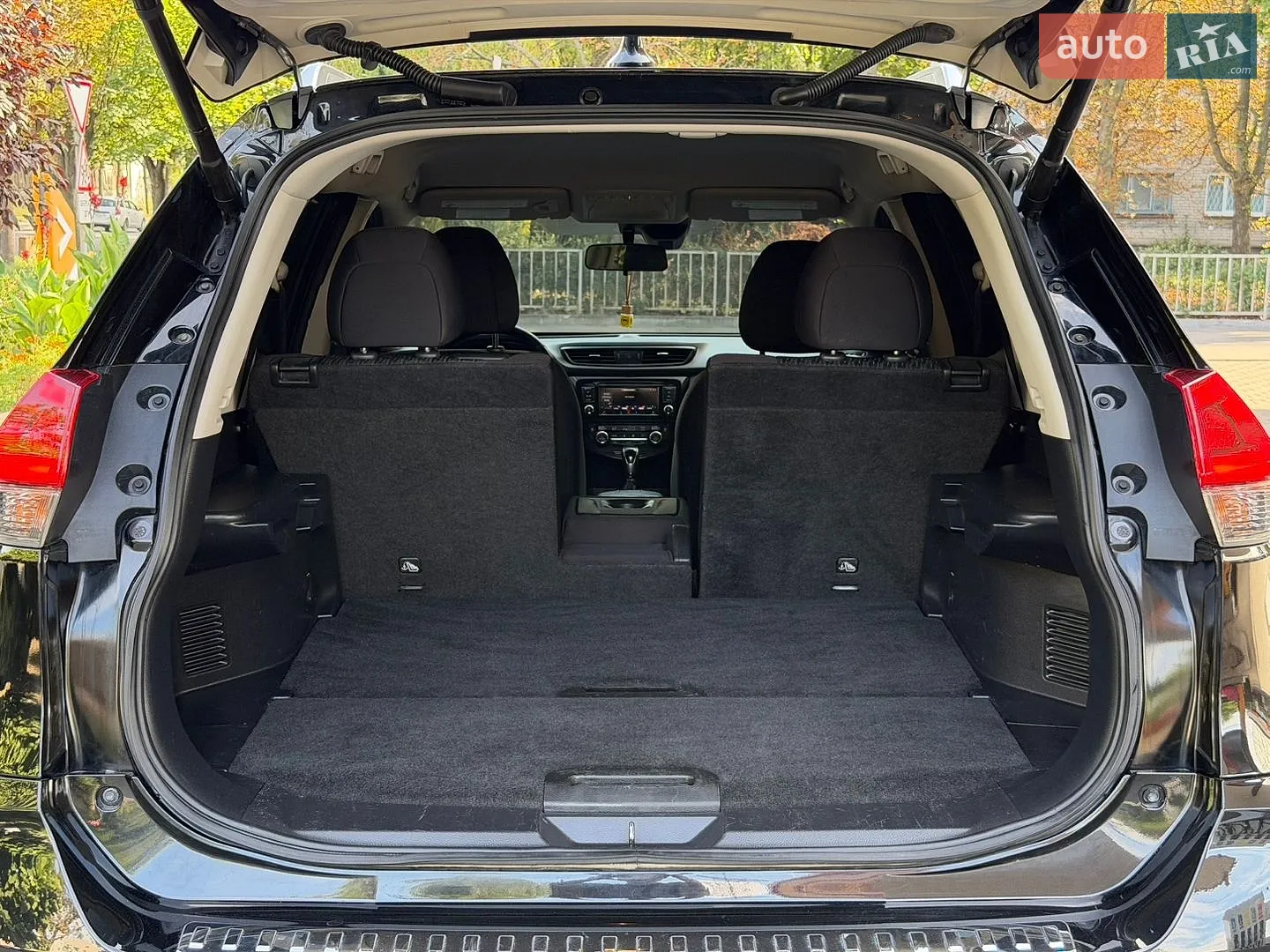 2018 Nissan Rogue - мініатюра 12