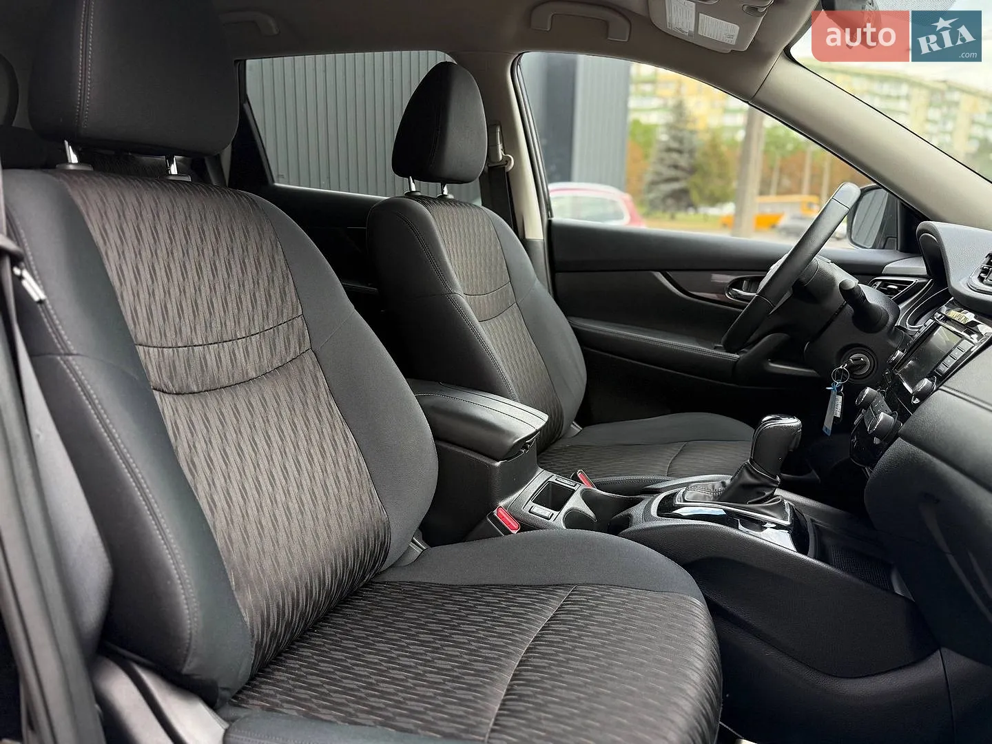 2018 Nissan Rogue - мініатюра 10