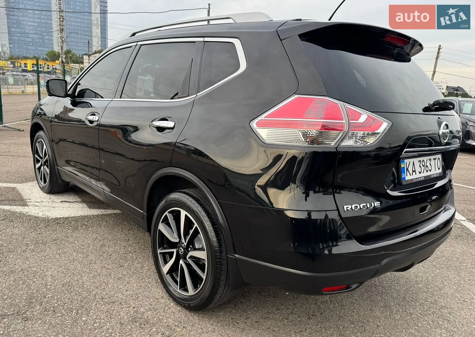 2016 Nissan Rogue - мініатюра 12