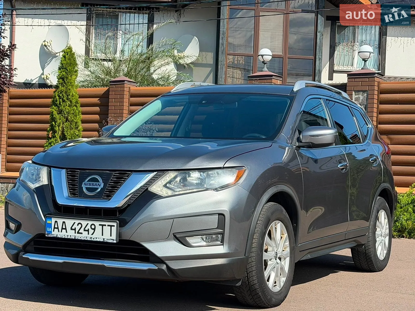 2018 Nissan Rogue - мініатюра 2
