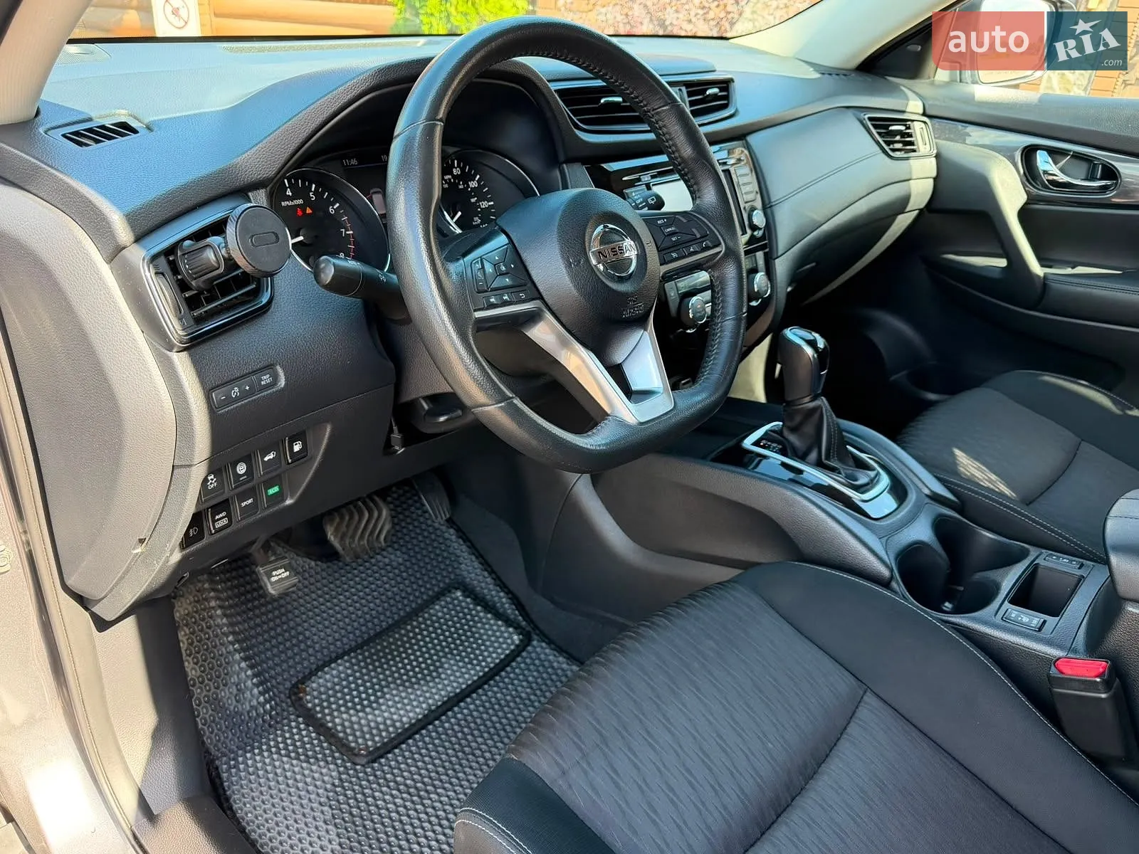 2018 Nissan Rogue - мініатюра 34