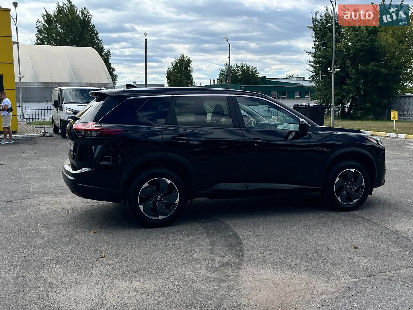 2025 Nissan Rogue - мініатюра 32