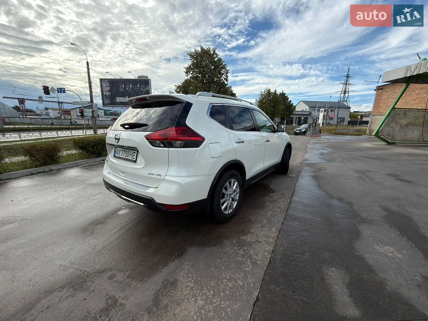 2017 Nissan Rogue - мініатюра 9
